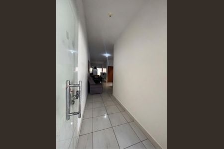 Corredor de casa à venda com 2 quartos, 88m² em Jardim Alphaville, Goiânia
