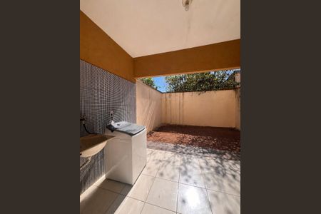 Área de Serviço de casa à venda com 2 quartos, 88m² em Jardim Alphaville, Goiânia
