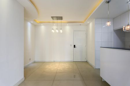 Sala de apartamento para alugar com 2 quartos, 62m² em Vila Sonia, São Paulo