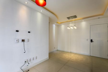 Apartamento à venda com 62m², 2 quartos e 1 vaga Apartamento à venda com 62m², 2 quartos e 1 vagaSala
