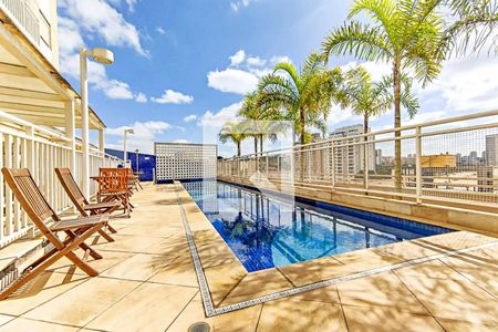 Apartamento à venda com 62m², 2 quartos e 1 vaga Apartamento à venda com 62m², 2 quartos e 1 vagaÁrea comum - Piscina