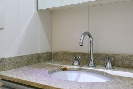 Apartamento à venda com 62m², 2 quartos e 1 vaga Apartamento à venda com 62m², 2 quartos e 1 vagaBanheiro da Suíte