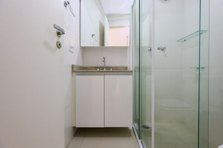Apartamento à venda com 62m², 2 quartos e 1 vaga Apartamento à venda com 62m², 2 quartos e 1 vagaBanheiro da Suíte
