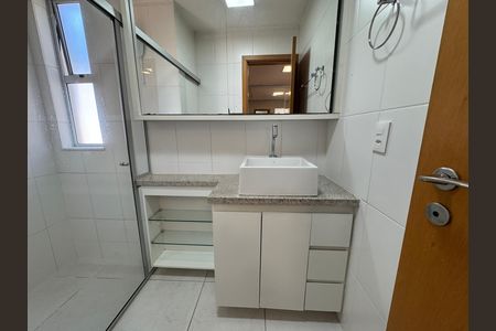 Apartamento para alugar com 100m², 3 quartos e 2 vagas