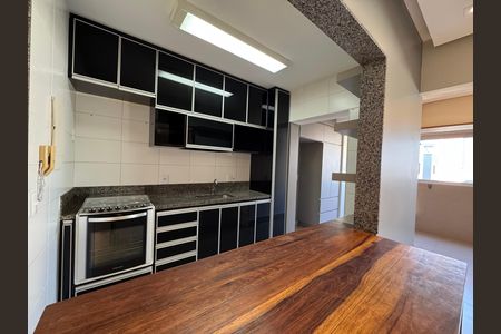 Apartamento para alugar com 100m², 3 quartos e 2 vagas