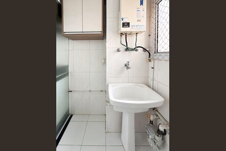 Apartamento para alugar com 59m², 3 quartos e 1 vaga