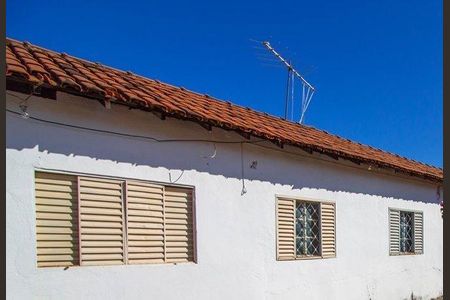 Foto 02 de casa para alugar com 2 quartos, 70m² em Santo Andre, Belo Horizonte