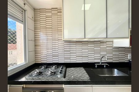 Cozinha de apartamento à venda com 2 quartos, 80m² em Ponte Preta, Campinas