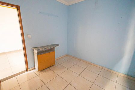 quarto 2 de casa para alugar com 3 quartos, 109m² em Frei Leopoldo, Belo Horizonte