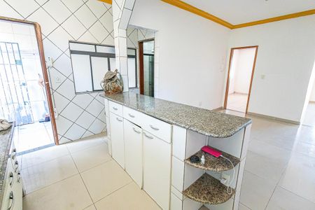 cozinha de casa para alugar com 3 quartos, 109m² em Frei Leopoldo, Belo Horizonte
