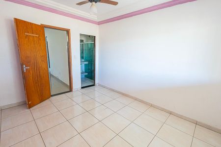 quarto 1 / suite de casa para alugar com 3 quartos, 109m² em Frei Leopoldo, Belo Horizonte