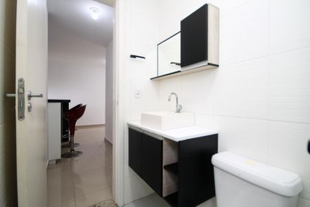 Apartamento para alugar com 49m², 2 quartos e 1 vaga Apartamento para alugar com 49m², 2 quartos e 1 vagaBanheiro