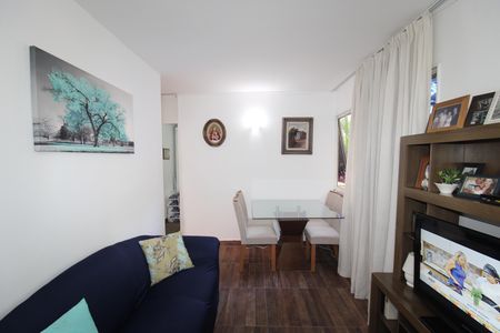 Apartamento para alugar com 48m², 2 quartos e 1 vagaSala