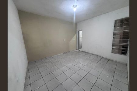 Casa para alugar com 40m², 1 quarto e sem vaga