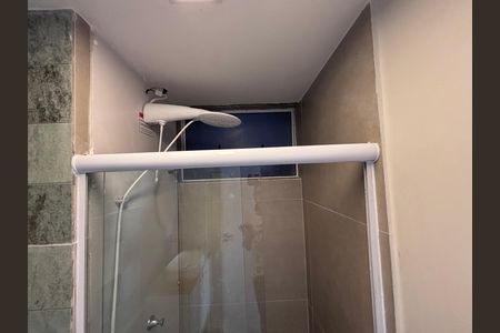 Apartamento à venda com 43m², 2 quartos e 1 vaga Apartamento à venda com 43m², 2 quartos e 1 vagaBanheiro
