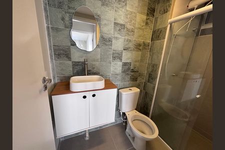 Apartamento à venda com 43m², 2 quartos e 1 vaga Apartamento à venda com 43m², 2 quartos e 1 vagaBanheiro