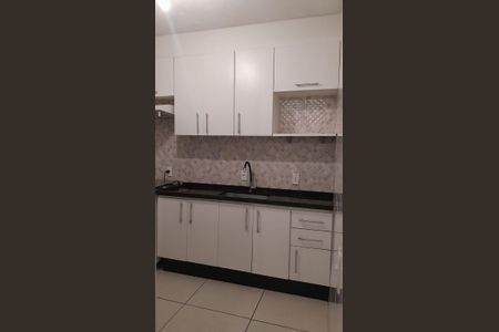 Casa à venda com 95m², 3 quartos e 1 vaga Casa à venda com 95m², 3 quartos e 1 vagaCozinha