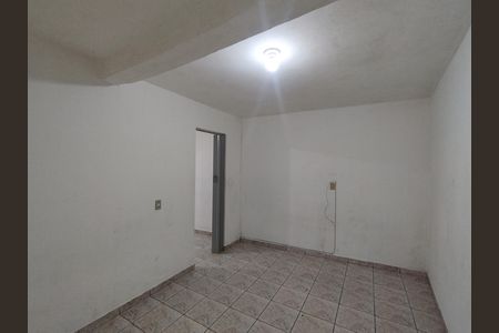Quarto de casa para alugar com 1 quarto, 50m² em Vila Heliopolis, São Paulo