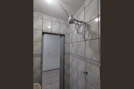 Banheiro  de casa para alugar com 1 quarto, 50m² em Vila Heliopolis, São Paulo