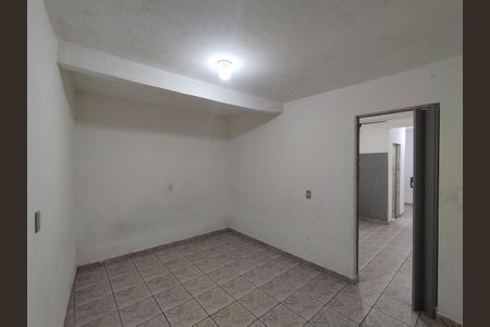 Quarto de casa para alugar com 1 quarto, 50m² em Vila Heliopolis, São Paulo