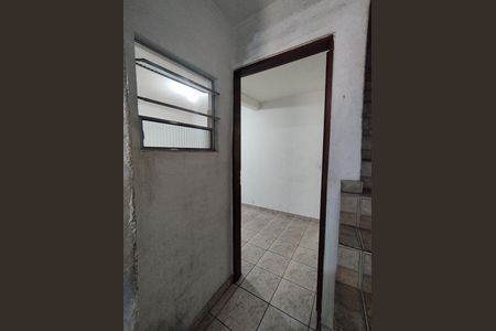 Entrada de casa para alugar com 1 quarto, 50m² em Vila Heliopolis, São Paulo
