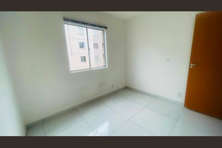 Quarto 2 de apartamento para alugar com 2 quartos, 46m² em Granja Viana, Cotia