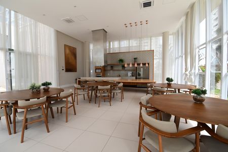 Apartamento à venda com 74m², 2 quartos e 2 vagasÁrea comum - Salão de festas