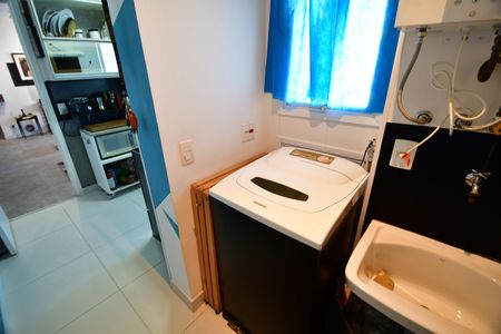Apartamento à venda com 74m², 2 quartos e 2 vagasÁrea de Serviço