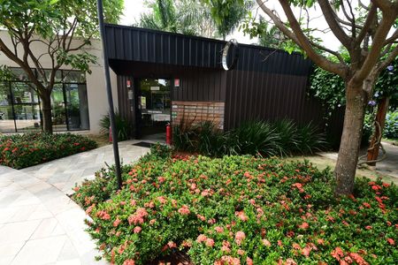 Apartamento à venda com 74m², 2 quartos e 2 vagasMini Mercado