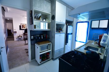 Apartamento à venda com 74m², 2 quartos e 2 vagasCozinha