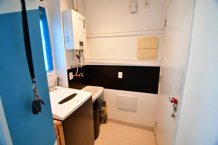 Apartamento à venda com 74m², 2 quartos e 2 vagasÁrea de Serviço
