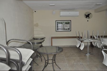Apartamento para alugar com 2 quartos, 44m² em Tomás Coelho, Rio de Janeiro