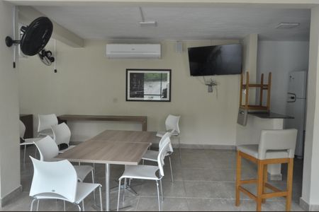 Apartamento para alugar com 2 quartos, 44m² em Tomás Coelho, Rio de Janeiro