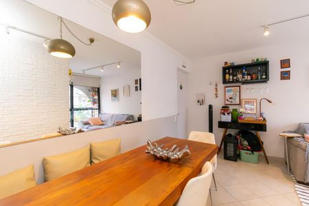 Apartamento à venda com 51m², 2 quartos e 1 vaga Apartamento à venda com 51m², 2 quartos e 1 vagaSala