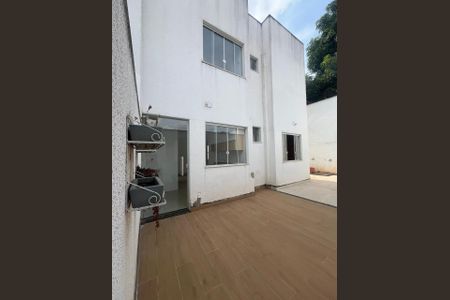 Área externa de apartamento para alugar com 2 quartos, 60m² em Minas Caixa, Belo Horizonte