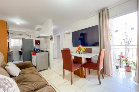 Sala de casa de condomínio à venda com 2 quartos, 49m² em Metalúrgicos, Osasco