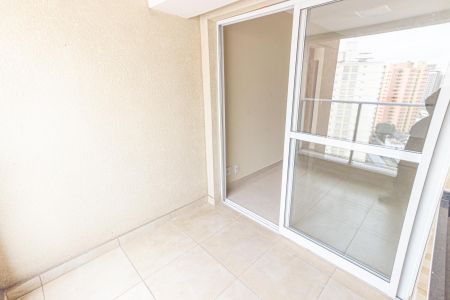 Apartamento à venda com 77m², 3 quartos e 2 vagas Apartamento à venda com 77m², 3 quartos e 2 vagasVaranda