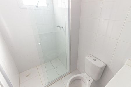 Apartamento à venda com 77m², 3 quartos e 2 vagas Apartamento à venda com 77m², 3 quartos e 2 vagasBanheiro da Suíte