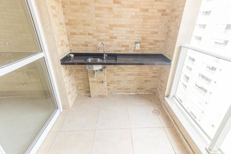 Apartamento à venda com 77m², 3 quartos e 2 vagas Apartamento à venda com 77m², 3 quartos e 2 vagasVaranda