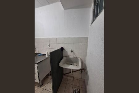 Apartamento para alugar com 45m², 2 quartos e 1 vaga Apartamento para alugar com 45m², 2 quartos e 1 vagaCozinha e Área de Serviço