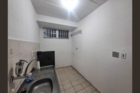 Cozinha e Área de Serviço de apartamento para alugar com 2 quartos, 45m² em Santa Rosa, Niterói