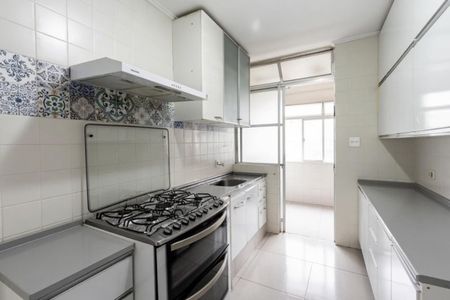 Apartamento à venda com 72m², 2 quartos e 1 vaga Apartamento à venda com 72m², 2 quartos e 1 vagaCozinha