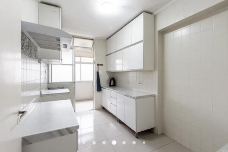 Apartamento à venda com 72m², 2 quartos e 1 vaga Apartamento à venda com 72m², 2 quartos e 1 vagaCozinha