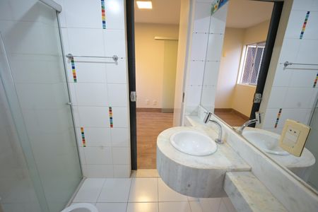 Apartamento para alugar com 112m², 4 quartos e 2 vagas