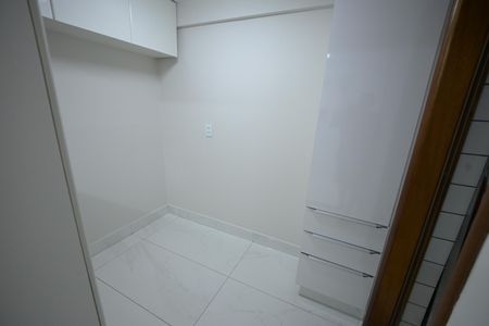 Apartamento para alugar com 112m², 4 quartos e 2 vagas