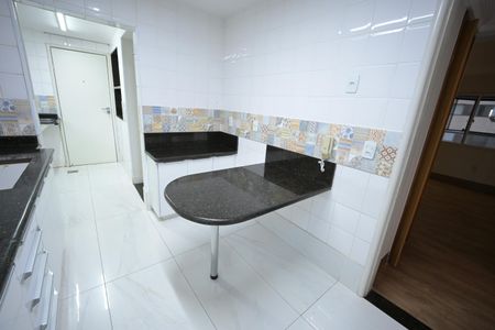 Apartamento para alugar com 112m², 4 quartos e 2 vagas