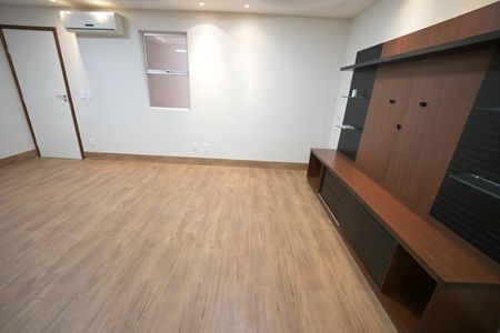 Apartamento para alugar com 112m², 4 quartos e 2 vagas
