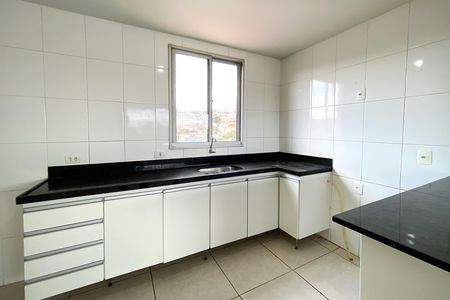 Apartamento à venda com 122m², 2 quartos e 2 vagas Apartamento à venda com 122m², 2 quartos e 2 vagasCozinha