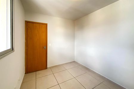 Apartamento à venda com 122m², 2 quartos e 2 vagas Apartamento à venda com 122m², 2 quartos e 2 vagasQuarto 2