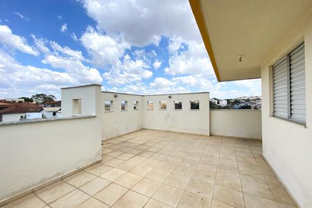 Apartamento à venda com 122m², 2 quartos e 2 vagas Apartamento à venda com 122m², 2 quartos e 2 vagasCobertura